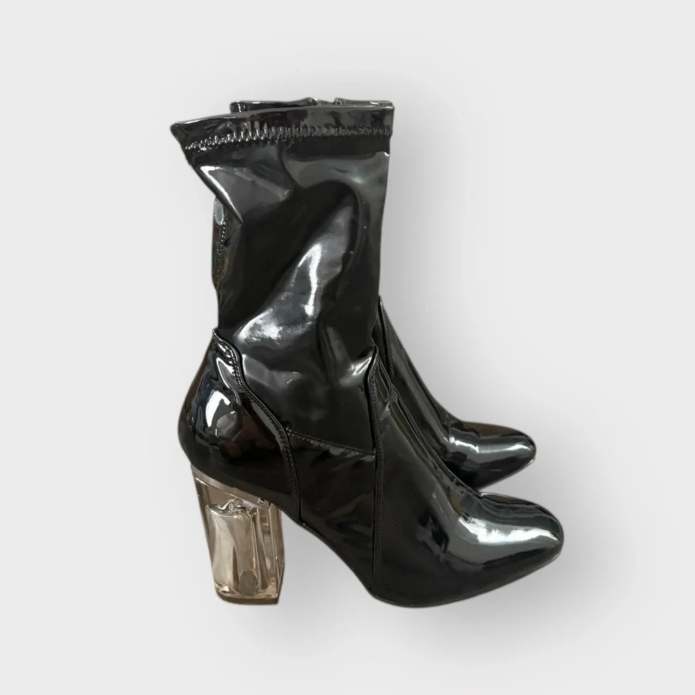 Cape Robbin Black Faux Patent Leather Booties with Perspex Lucite Heel - Glossy - Picture 4 of 8
